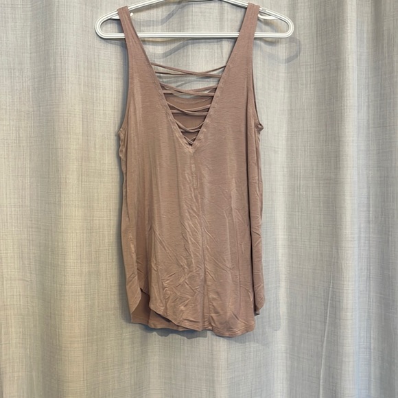 Pink tank top - Picture 2 of 5